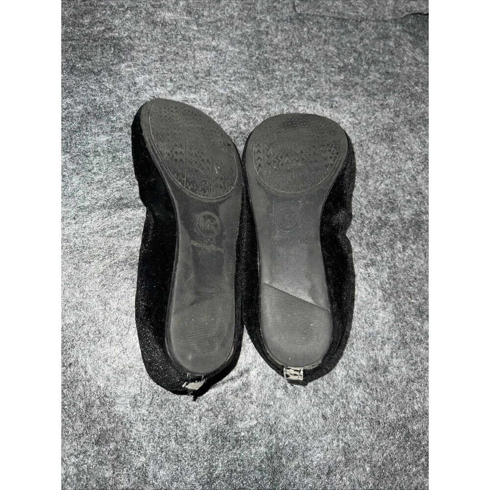 MICHAEL KORS Girls Black Shoes Size US 8